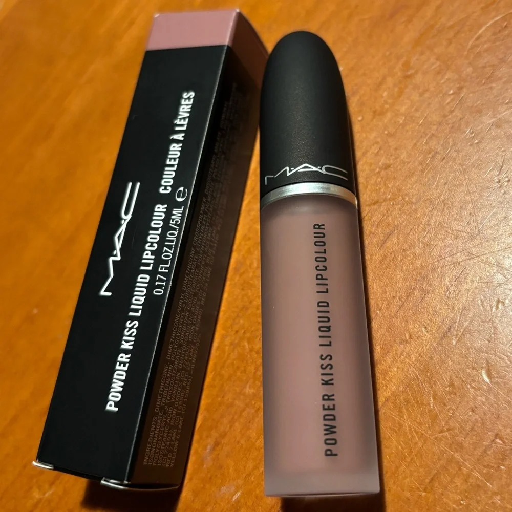 MAC Powder Kiss Liquid Lipcolour It’s Personal